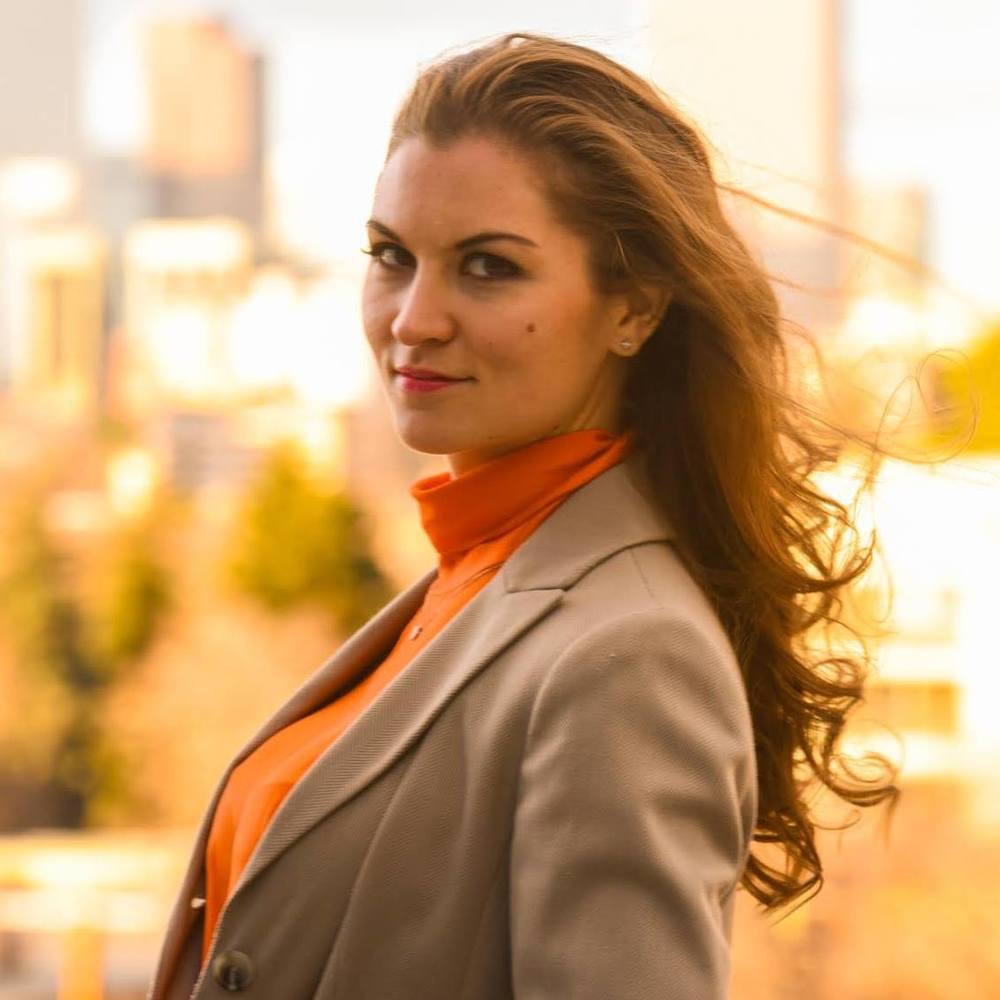 Meet your Posher, Janel